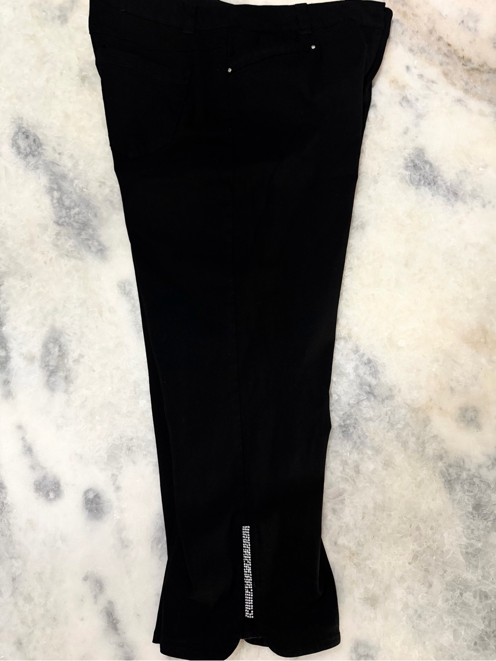 Style & Co women’s sz 12 black Capri pants with Rhinestones accents NICE STYLE